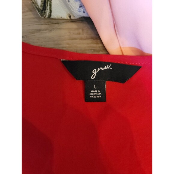 Gnw Red Solid Sleevless Tank Top Blouse Womans Size Large Flowy Summer Vneck - Picture 3 of 4